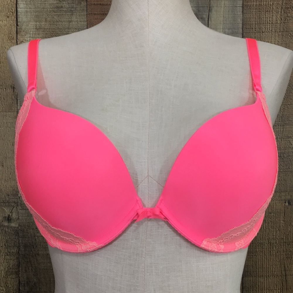 Victoria's Secret Pink Lace Push Up T Shirt Bra Womens 38C Underwire Padded